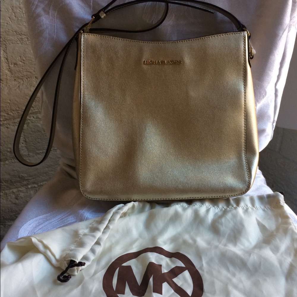 Michael Kors messenger cross body bag